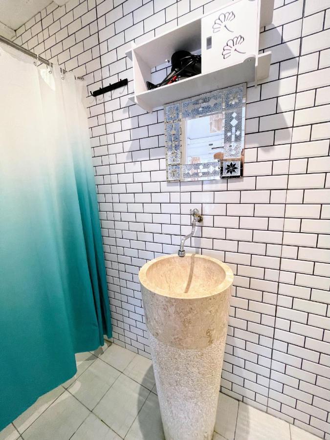 קנגו Villa Helenia - 3Br Pool & Villa - 5Mins To Finns מראה חיצוני תמונה